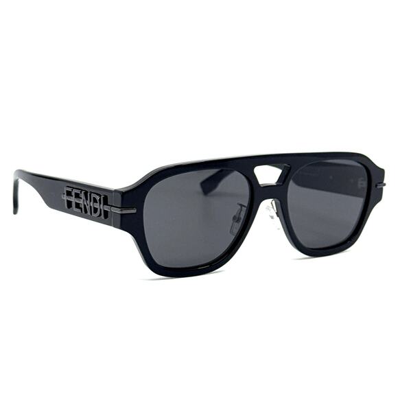 New, FENDI Sunglasses FE40130I 01A Authentic - Picture 1 of 11
